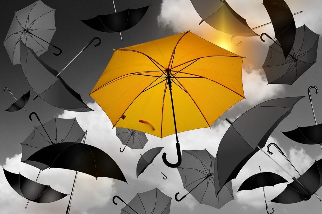 umbrella, yellow, black-1588167.jpg